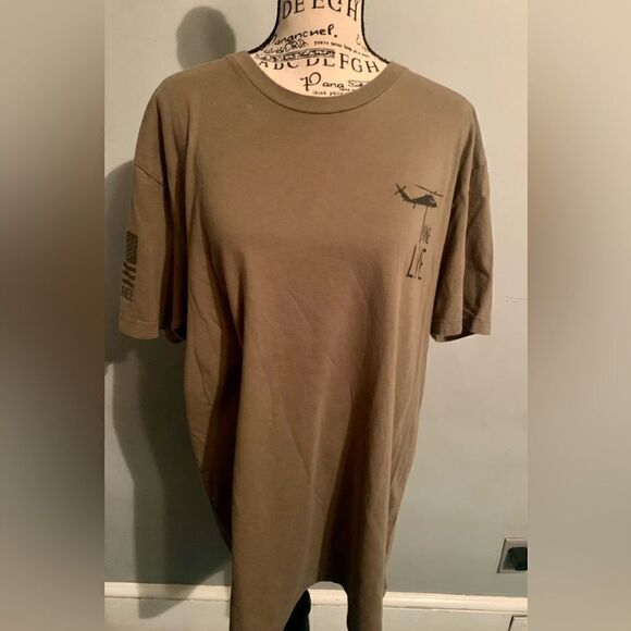 9 Line Tee - Picture 4 of 6